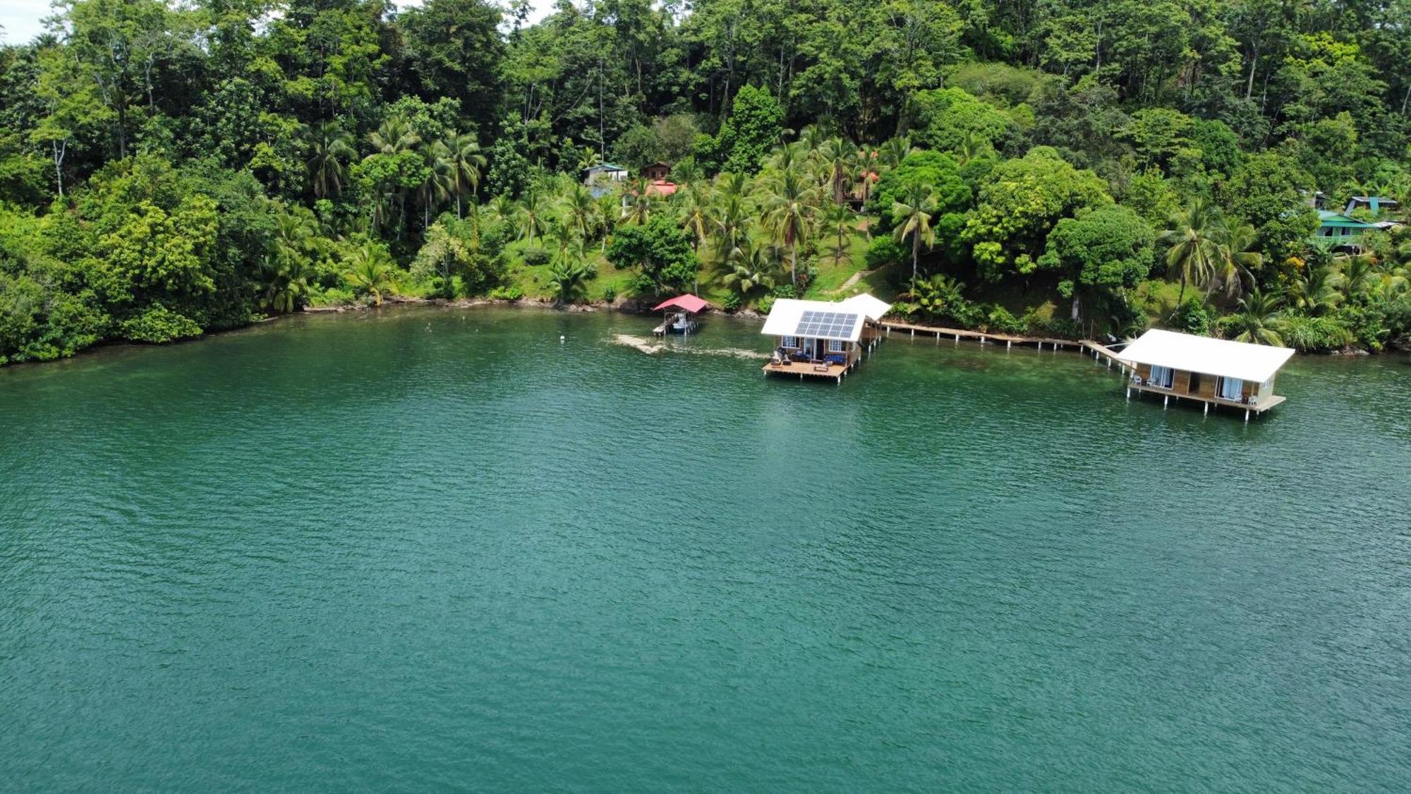 Hotel Ponci'S Gate To Gaia Holistic Center Bocas del Toro Exterior foto