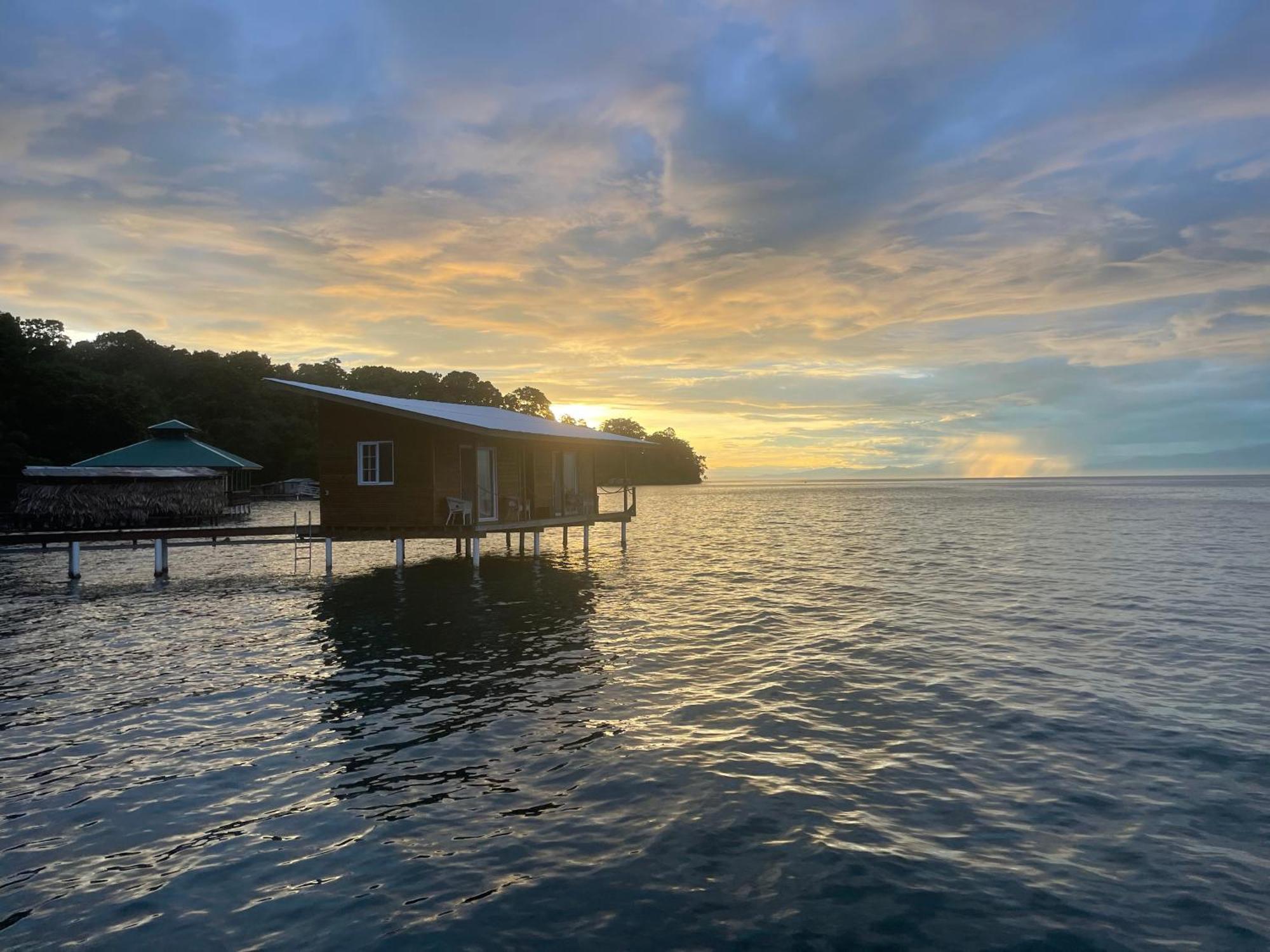 Hotel Ponci'S Gate To Gaia Holistic Center Bocas del Toro Exterior foto